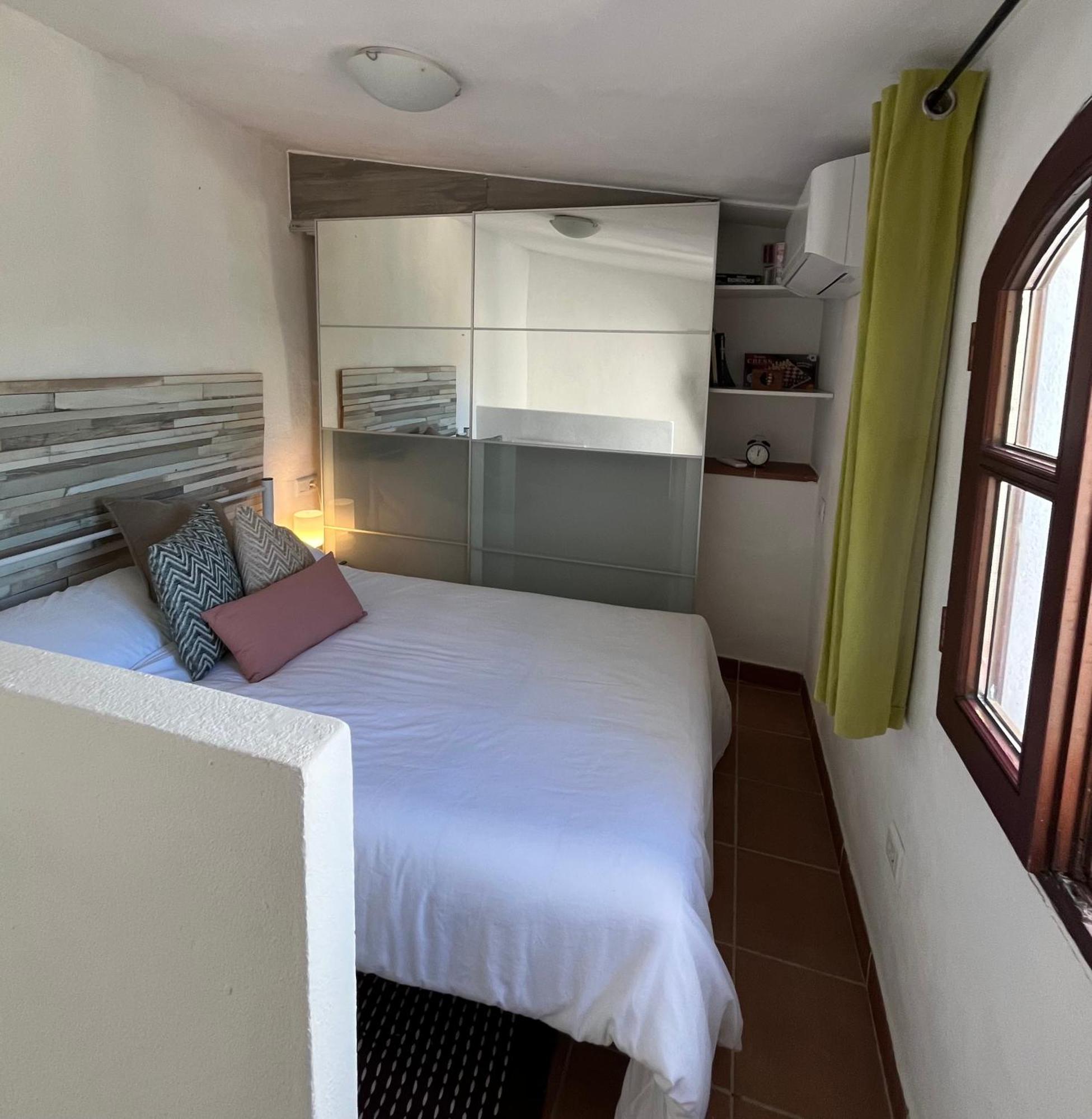 Tiny Spanish House Casares Luaran gambar